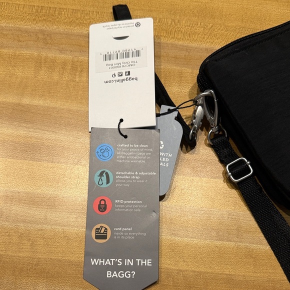 Baggallini Black Belt Bag - Picture 4 of 5